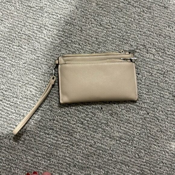 A New Day wristlet - Picture 1 of 3